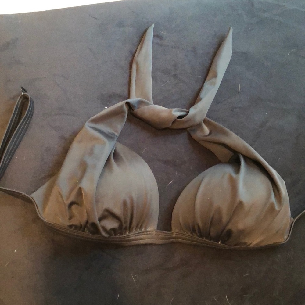 Venus bikini top